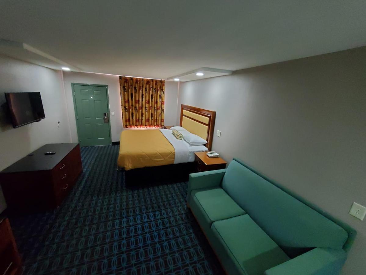 Scottish Inns & Suites Springdale Eksteriør billede