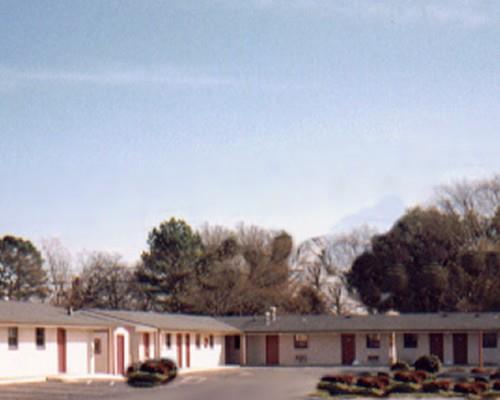 Scottish Inns & Suites Springdale Eksteriør billede
